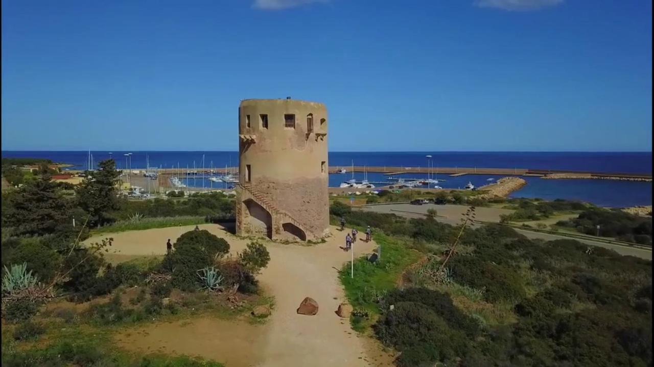 Villetta Porto Corallo Vista Mare Вилапуцу Екстериор снимка